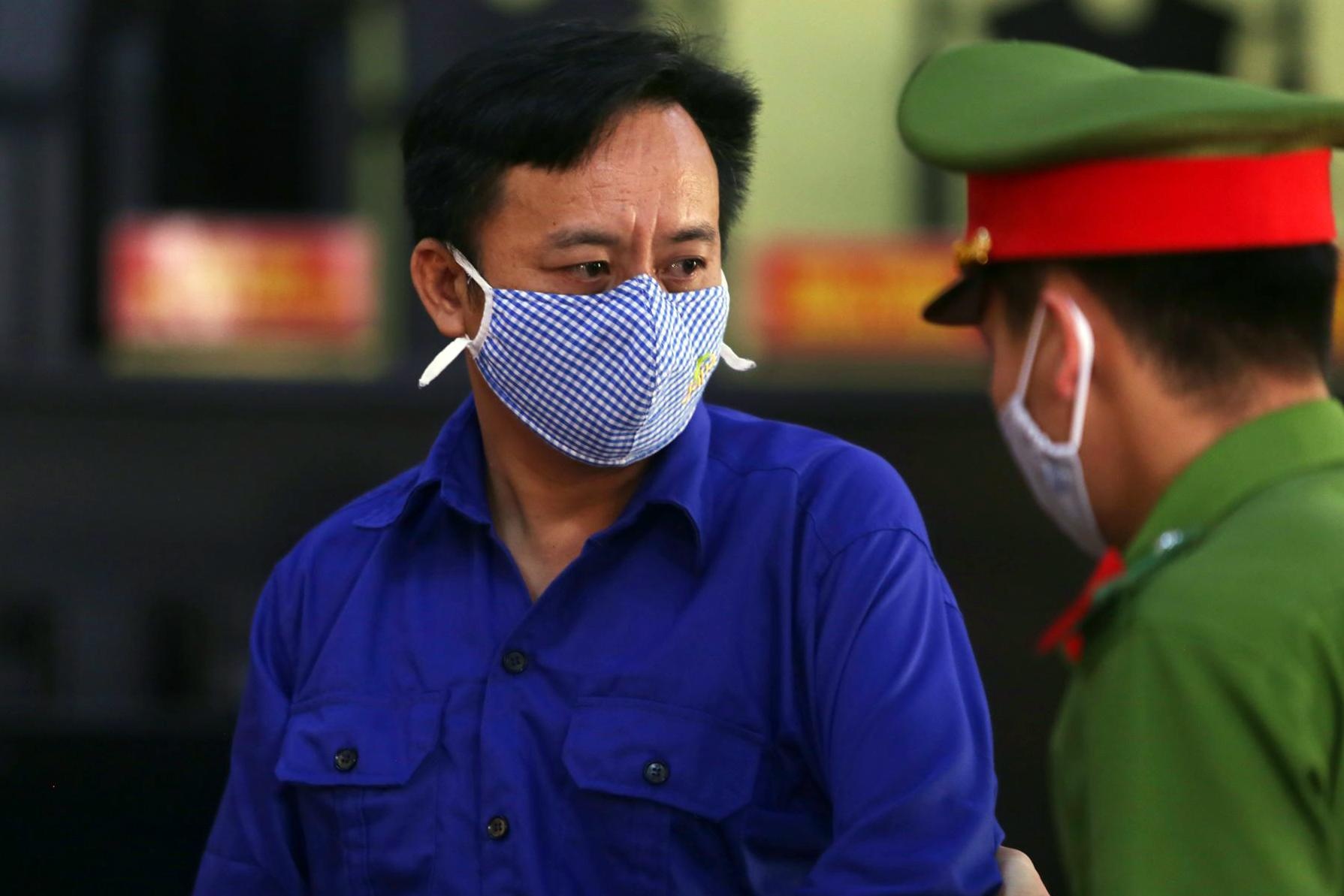 Xet xu vu nang diem thi Son La anh 1