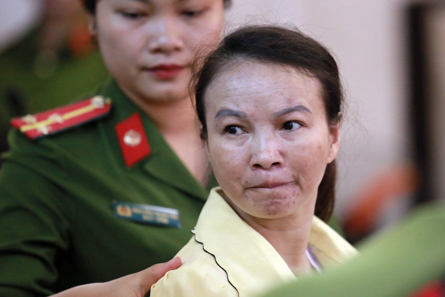 Me nu sinh giao ga ngoai tim nguoi than khi hau toa hinh anh