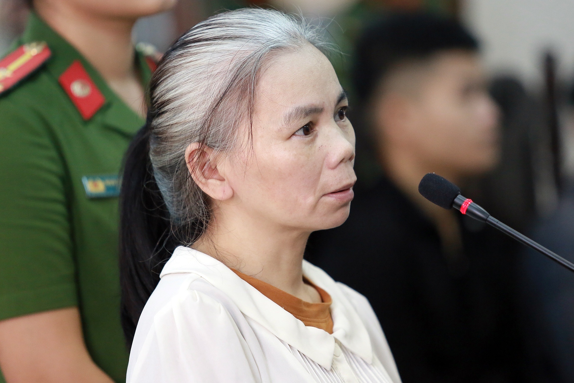 Tuyen an bi cao sat hai nu sinh giao ga anh 2