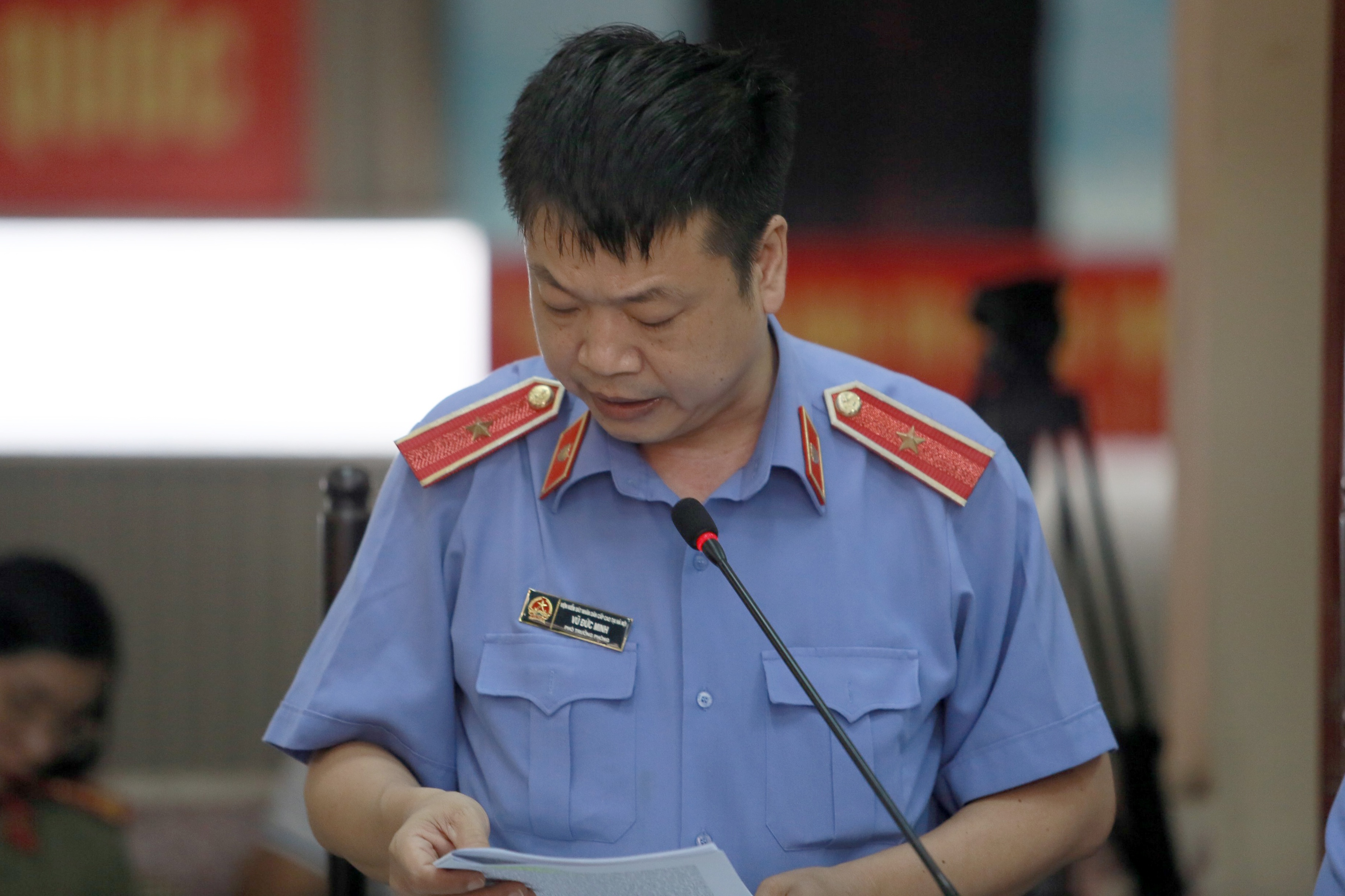 Tuyen an bi cao sat hai nu sinh giao ga anh 1