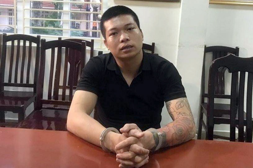 Cướp tiệm vàng đâm người truy đuổi ảnh 1 Cuop tiem vang dam nguoi truy duoi anh 1