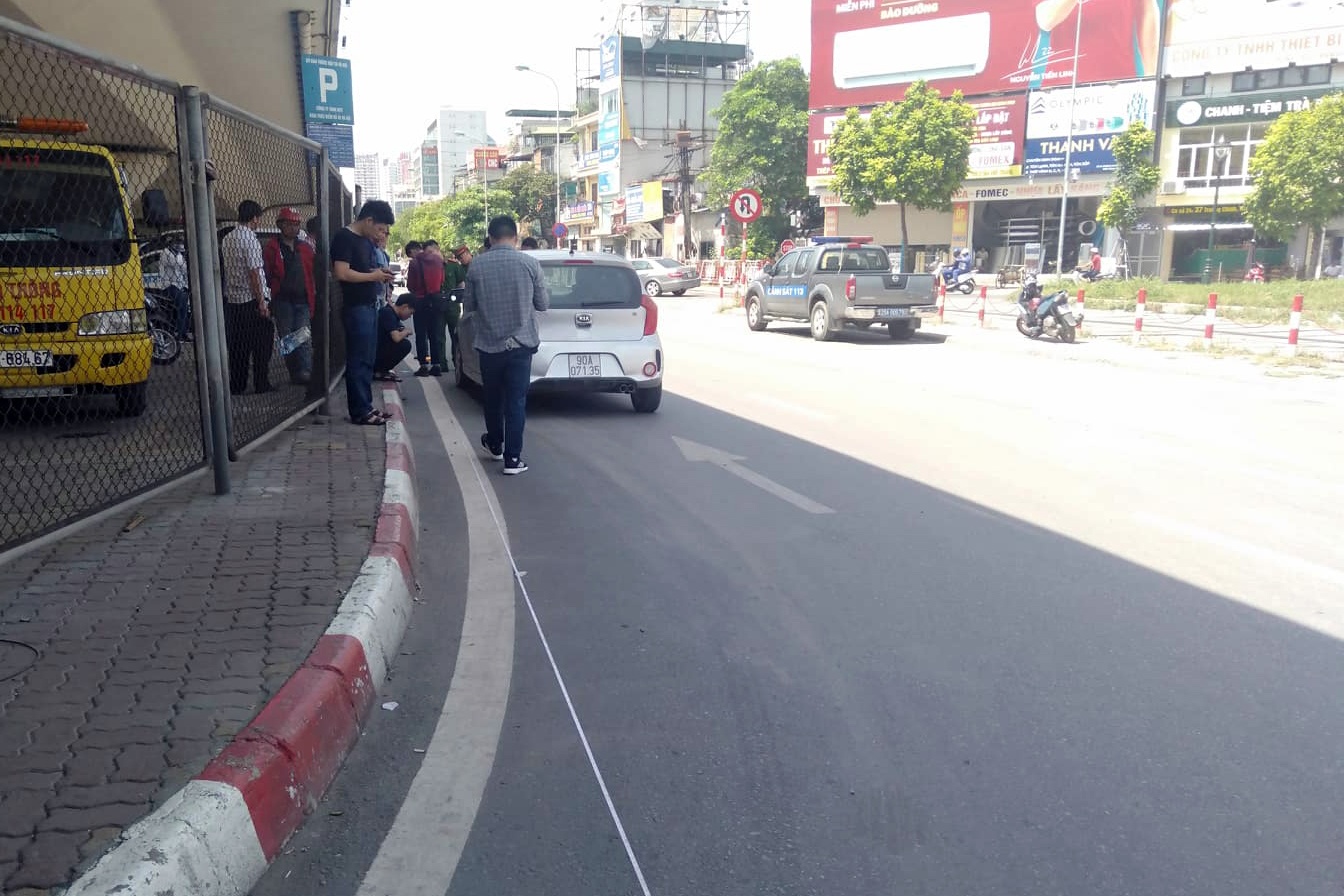 Tai xe keo le CSGT anh 1