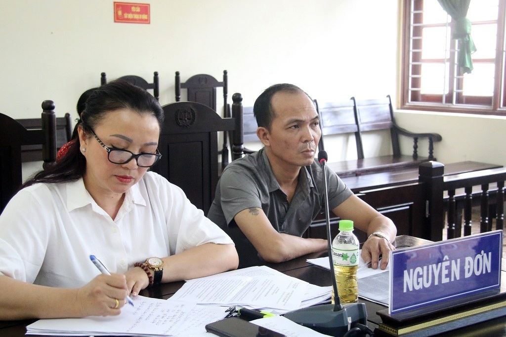 Ba cu doi boi thuong 12 ty anh 1