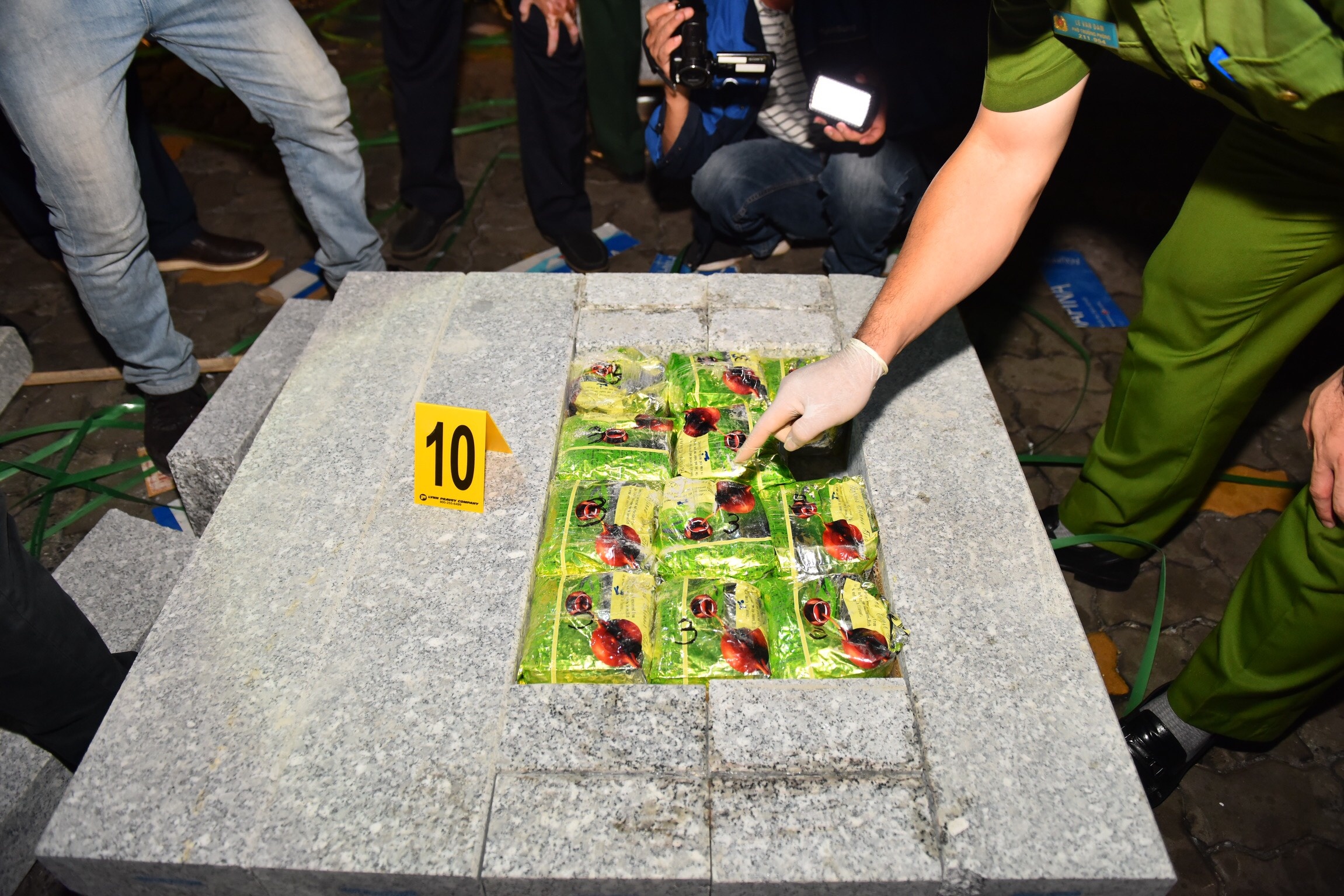 40 kg ma túy trong đá granite ảnh 4 40 kg ma tuy trong da granite anh 4