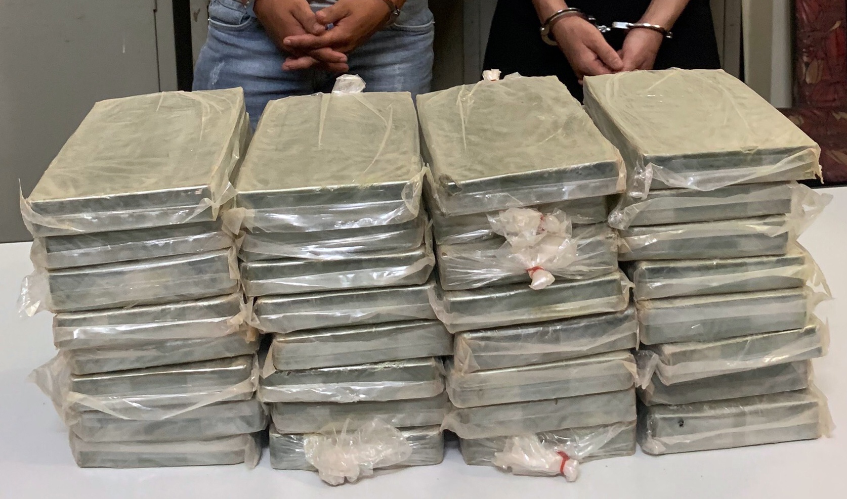 Vận chuyển heroin ảnh 1 Van chuyen heroin anh 1