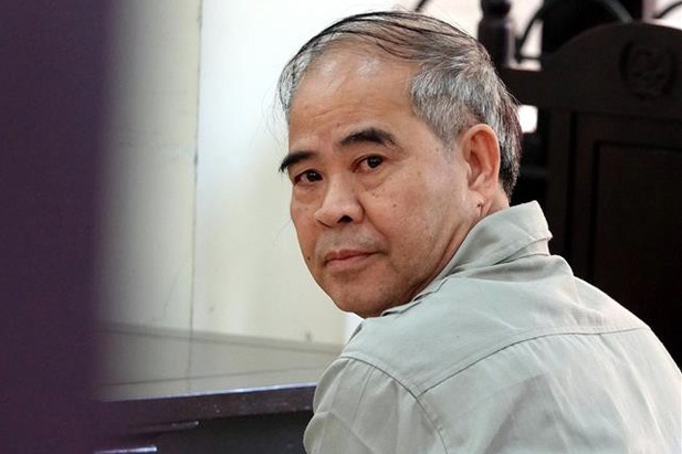 Hieu truong xam hai tinh duc 9 nam sinh khong duoc giam an hinh anh
