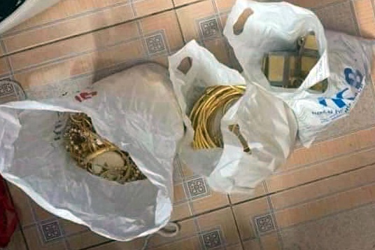 Loi khai nghi pham trom 350 cay vang o Ha Noi hinh anh