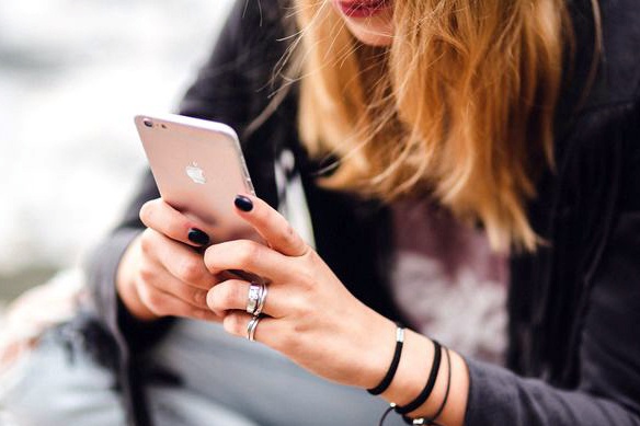 Truy to nu thac si lua tien ty hinh anh