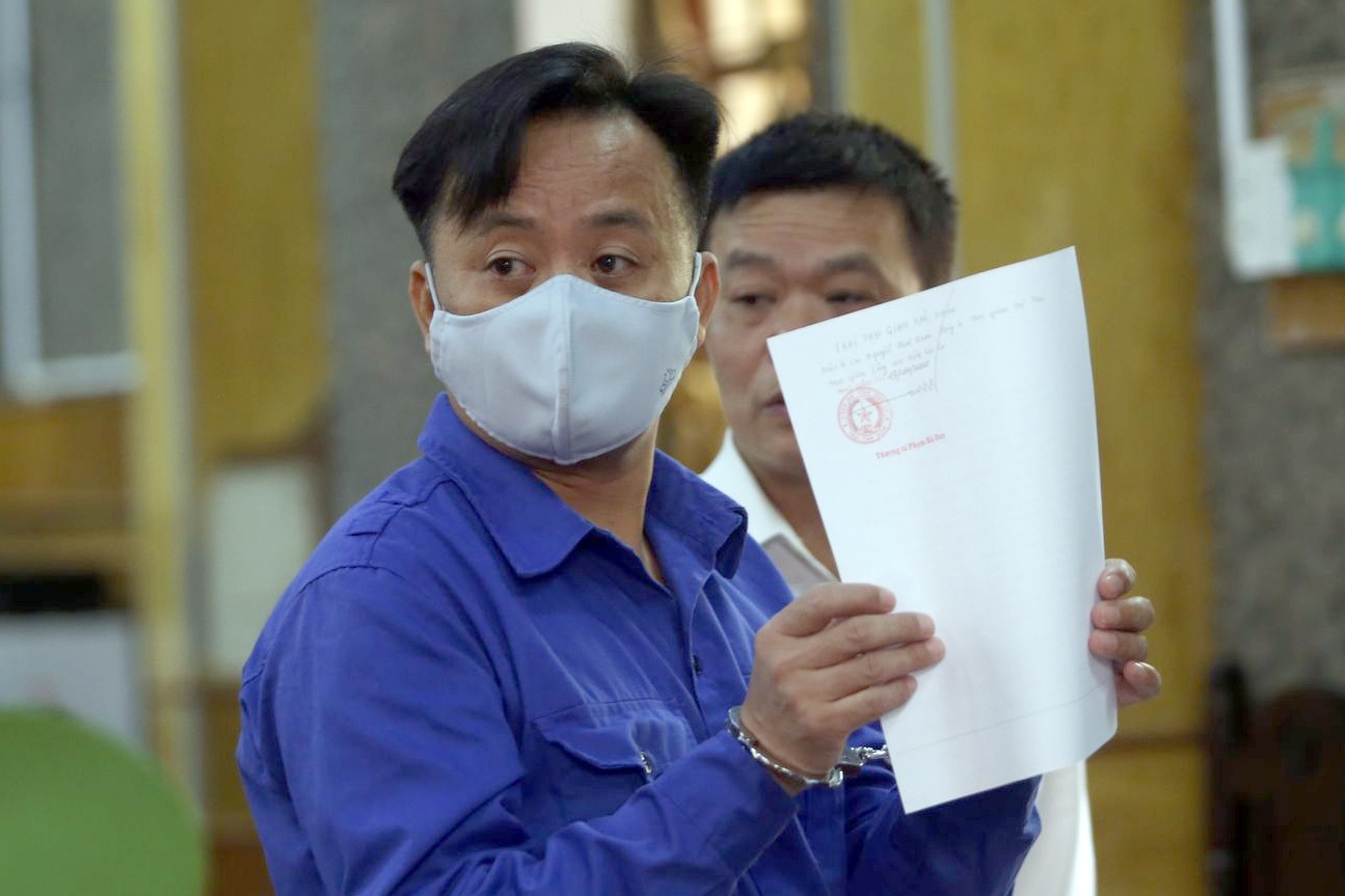 Xet xu vu diem thi Son La anh 1