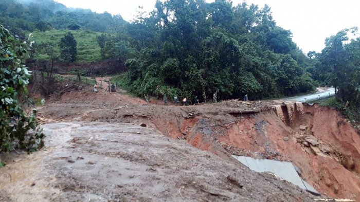 Sat lo nui o quang tri anh 7