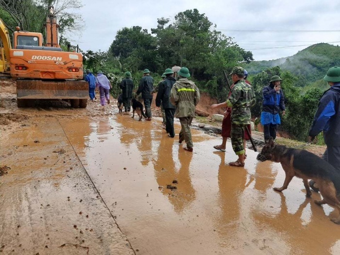 Sat lo nui o quang tri anh 5