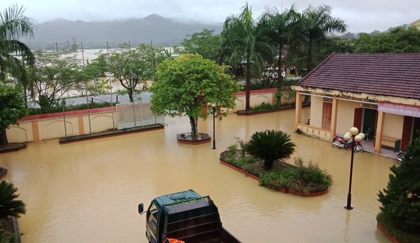 Ngap lut o Nghe An anh 2