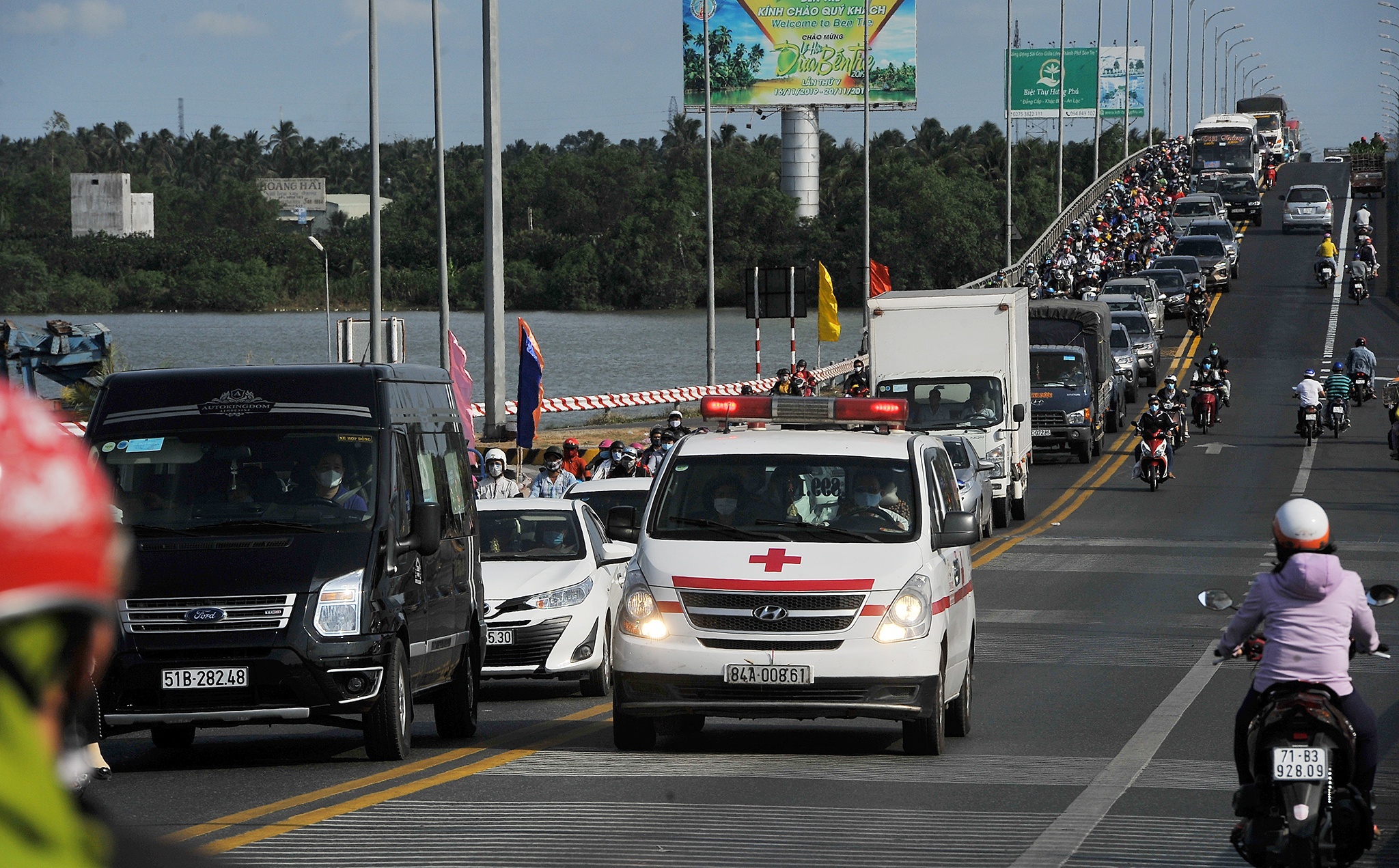 Xay cau Rach Mieu 2 anh 1