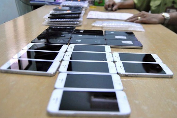 Nhan vien trom hang loat MacBook, iPhone cua cong ty hinh anh