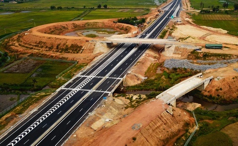 Khoi to them 13 bi can trong vu an cao toc Da Nang - Quang Ngai hinh anh