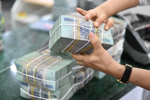 Cuu cong an hau toa vi cho dong doi vay nang lai hinh anh
