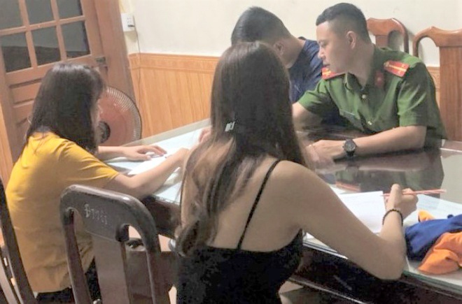 Hanh vi mua ban dam anh 1