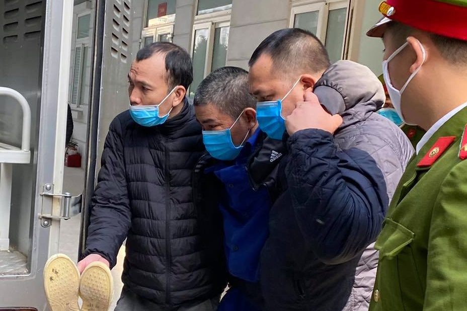 Ga tho moc linh an chung than vi giet vo hinh anh