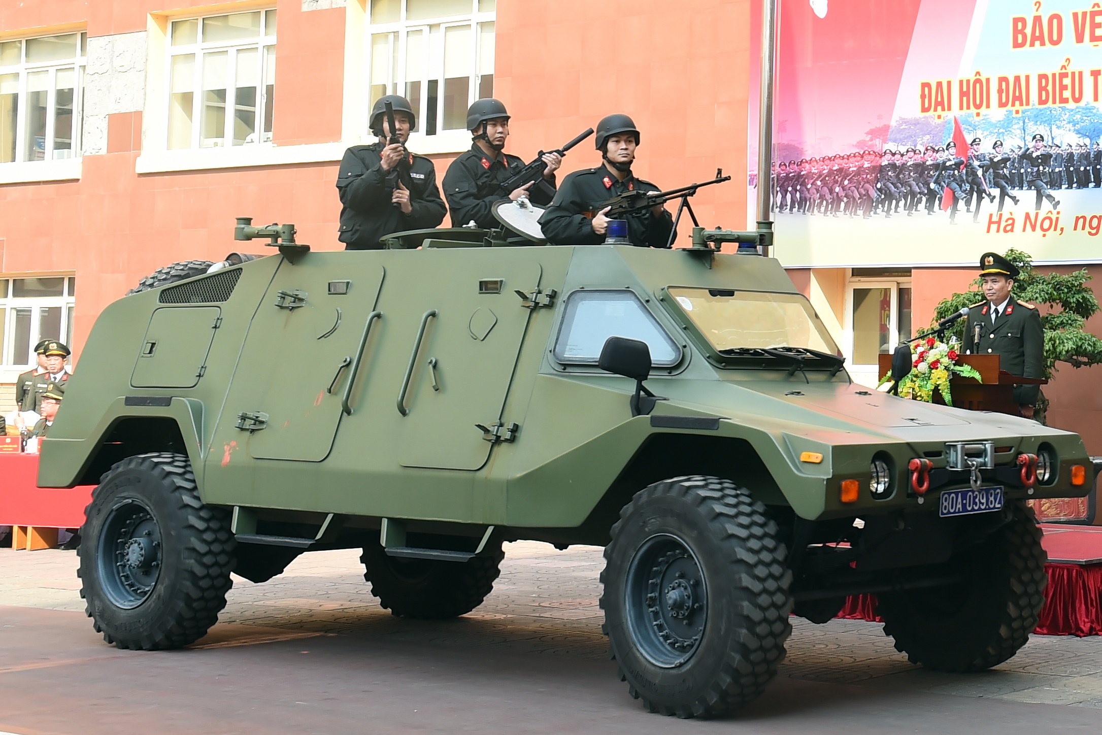 Bo Tu lenh Canh ve ra quan bao ve Dai hoi Dang XIII hinh anh