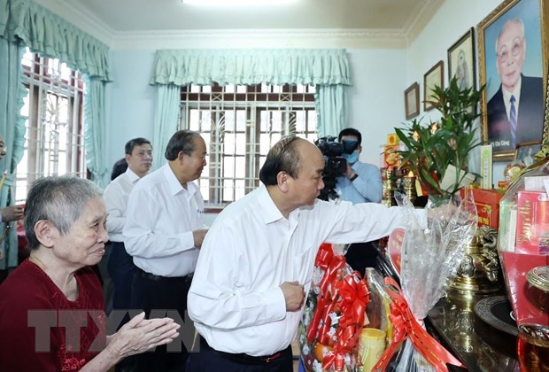 Thu tuong dang huong tuong nho cac co lanh dao Dang, Nha nuoc hinh anh