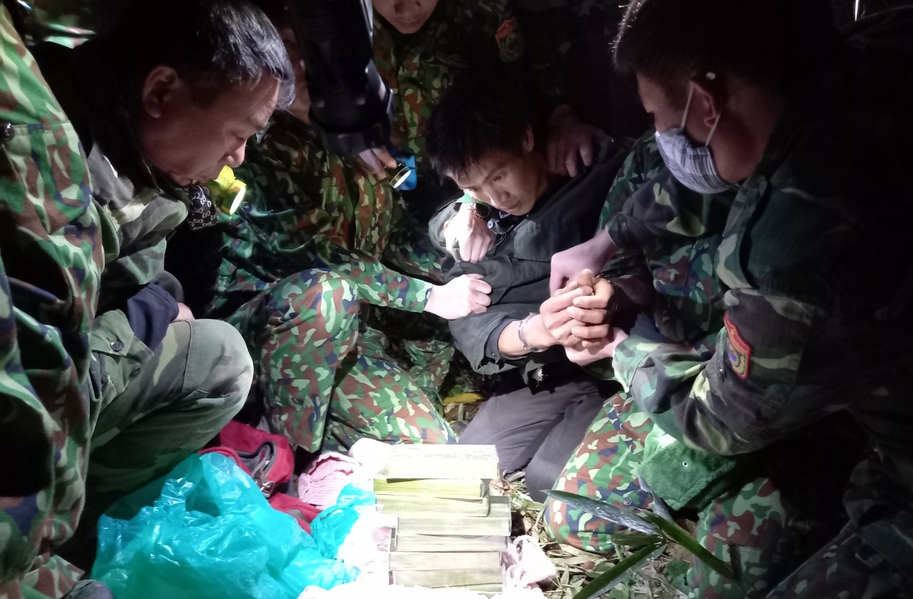 Van chuyen heroin anh 1