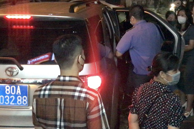 Cuu truong Cong an quan Tay Ho bi bat hinh anh