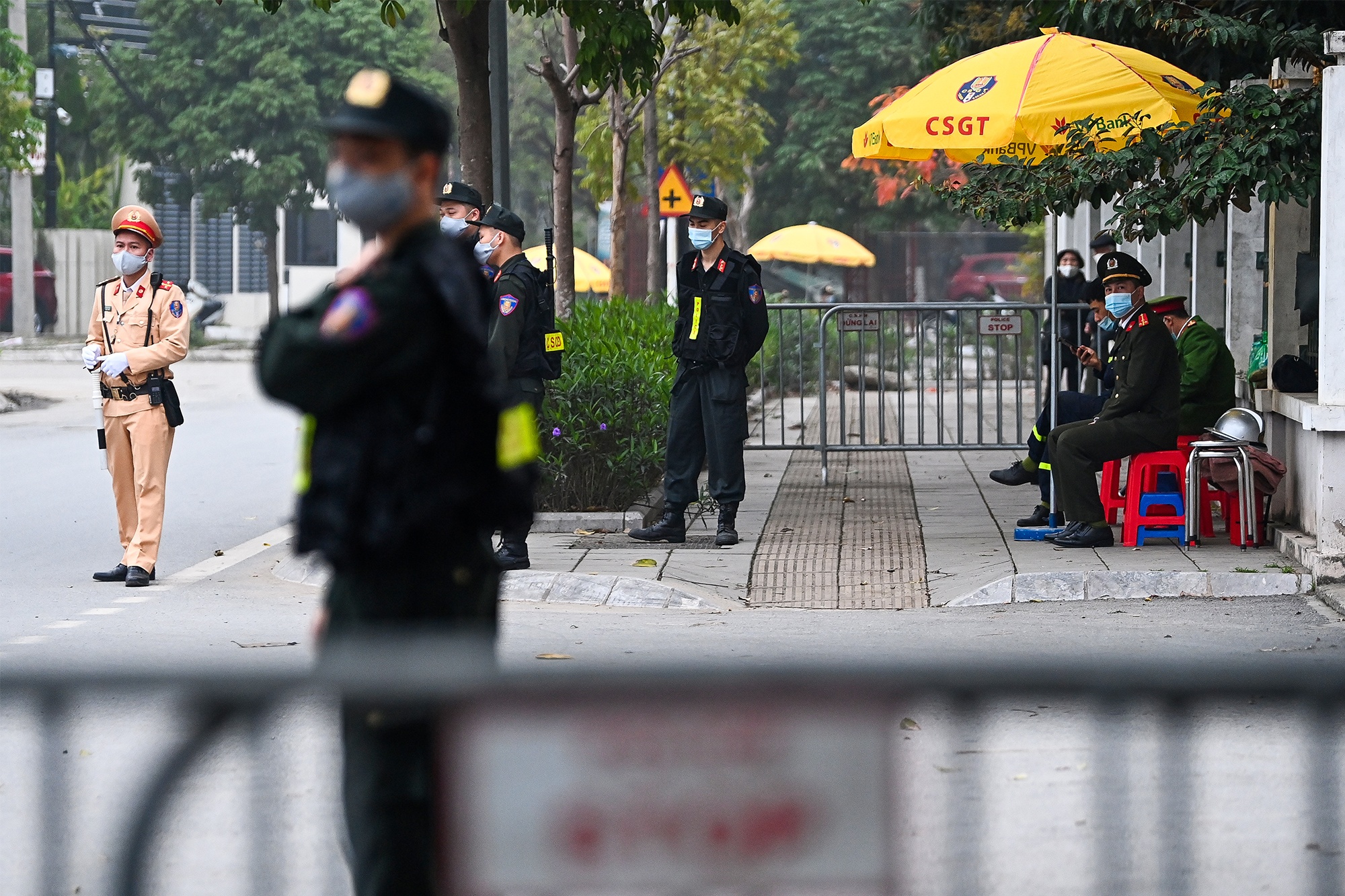 Xet xu ong Dinh La Thang anh 1