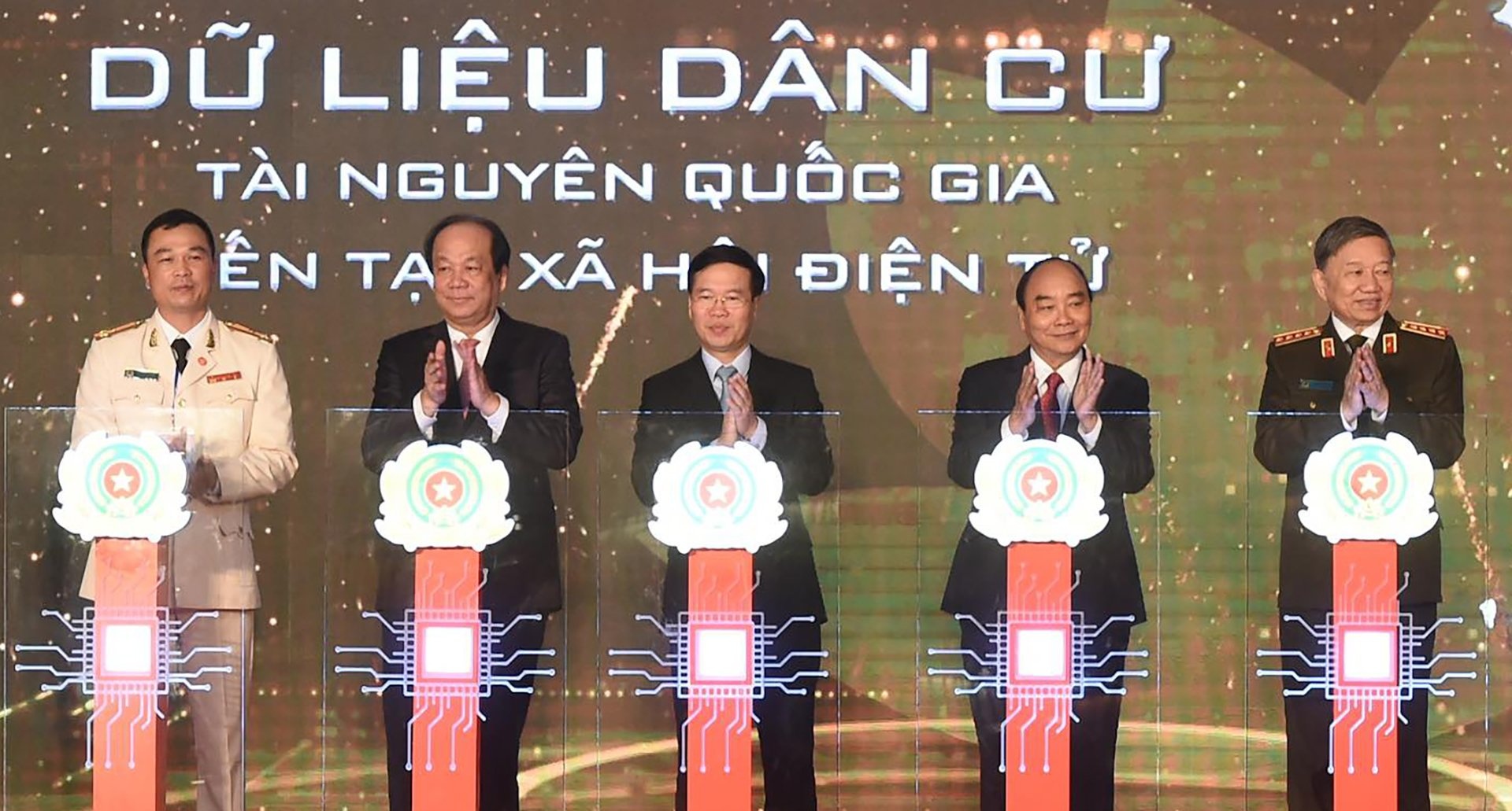 He thong co so du lieu dan cu anh 1