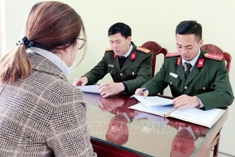 Hai phu nu tung tin Ha Noi co hon 150 ca mac Covid-19 hinh anh