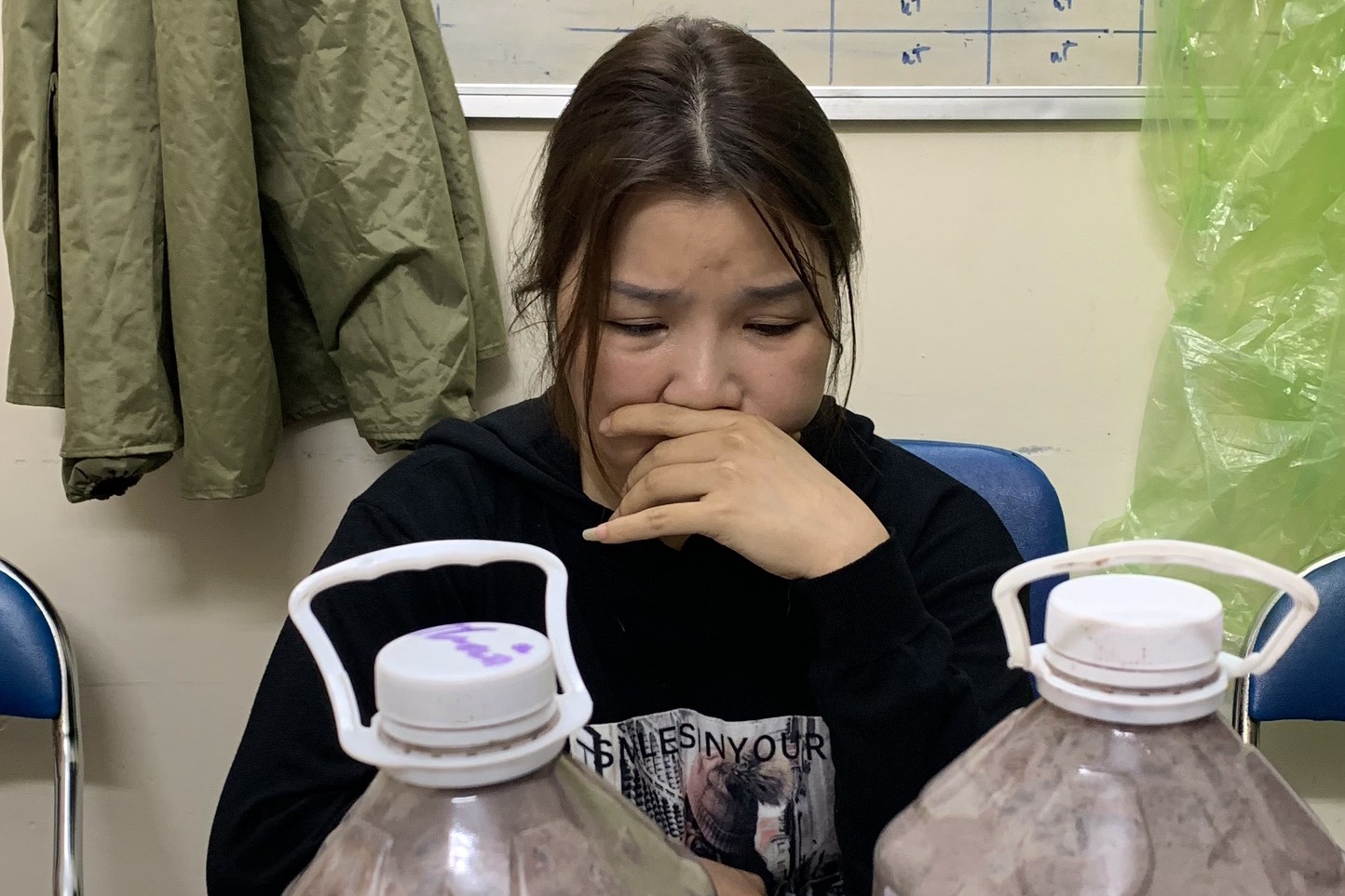 Giấu ma túy trong mắm tôm ảnh 1 Giau ma tuy trong mam tom anh 1