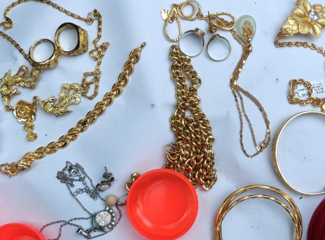 Anh re trom hon 2 cay vang cua em vo hinh anh