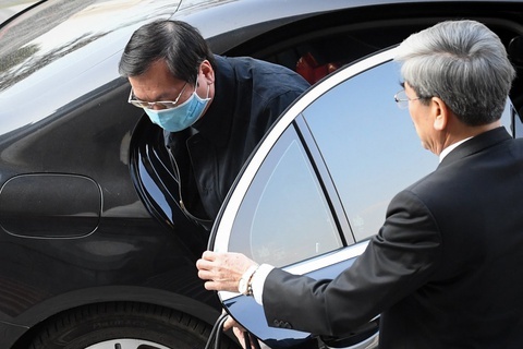 Trieu tap cuu Thu truong Nguyen Nam Hai den phien xu ong Vu Huy Hoang hinh anh