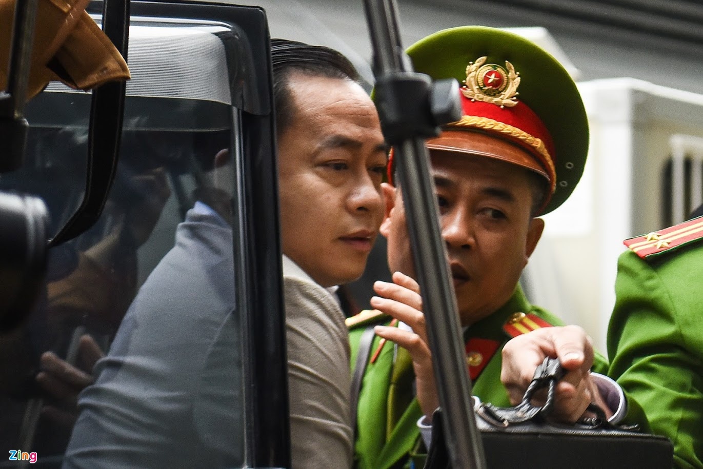 Phan Van Anh Vu hoi lo anh 1