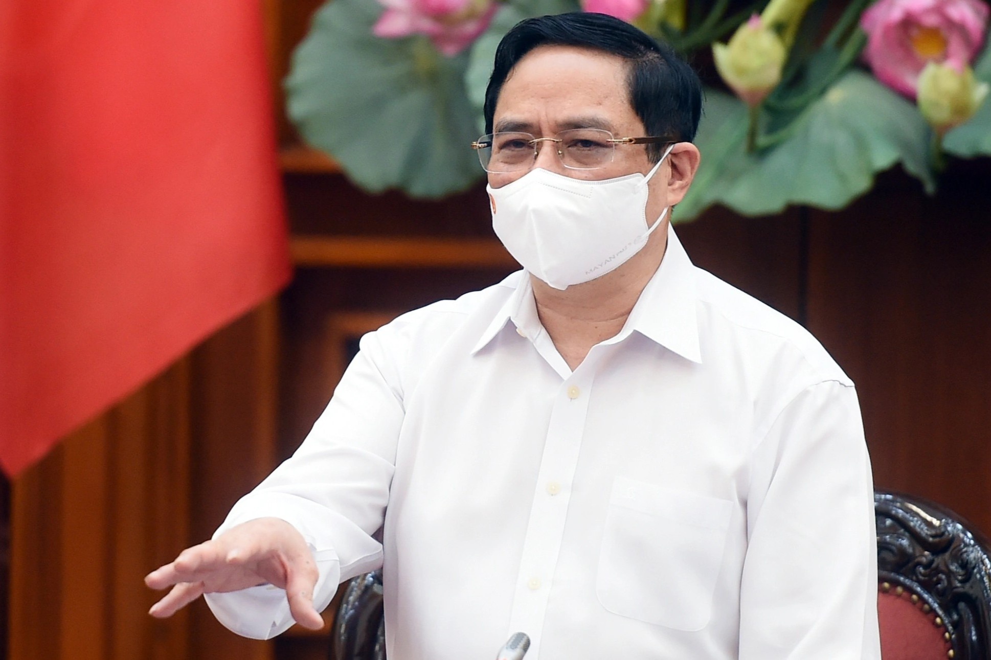 Loi keu goi toan quan, toan dan chung suc dong long chong dich hinh anh