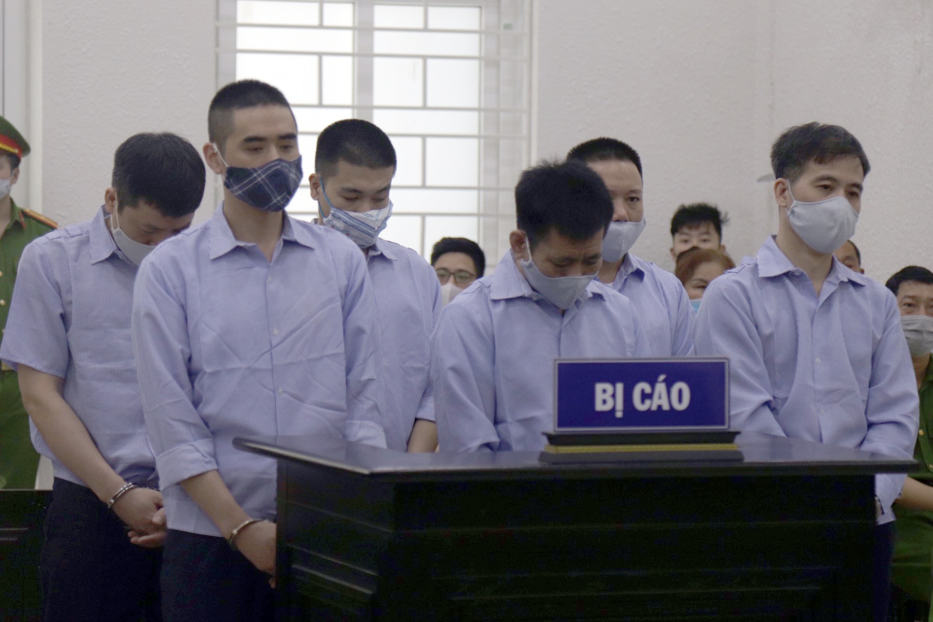 4 thanh tra giao thông nhận hối lộ ảnh 1 4 thanh tra giao thong nhan hoi lo anh 1