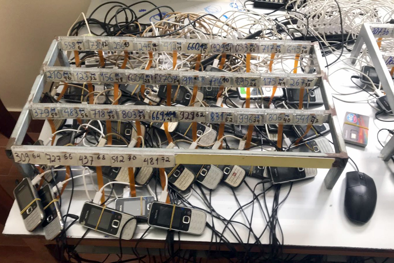 Phat tan tin nhan rac anh 8