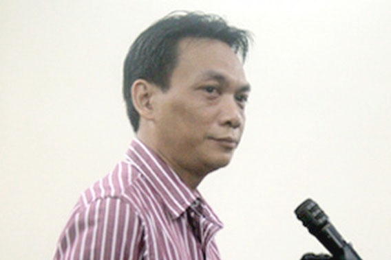 Ong chu cu cua vu truong New Century bi bat hinh anh