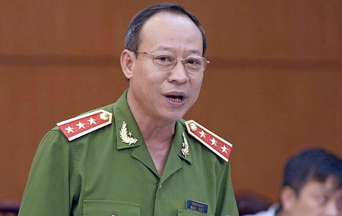 Ba thuong tuong thoi chuc Thu truong Bo Cong an hinh anh