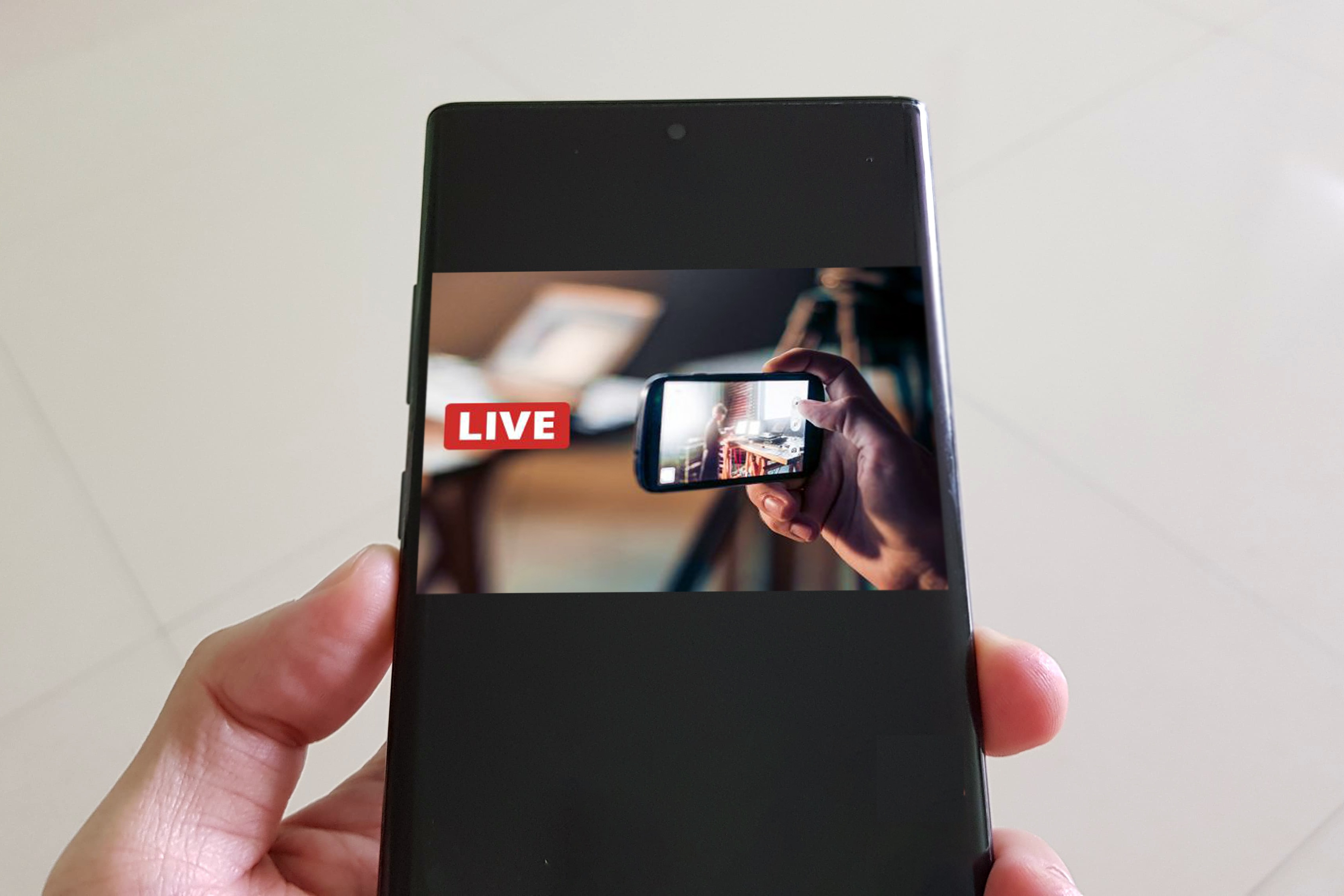 Livestream xúc phạm danh dự ảnh 1 Livestream xuc pham danh du anh 1