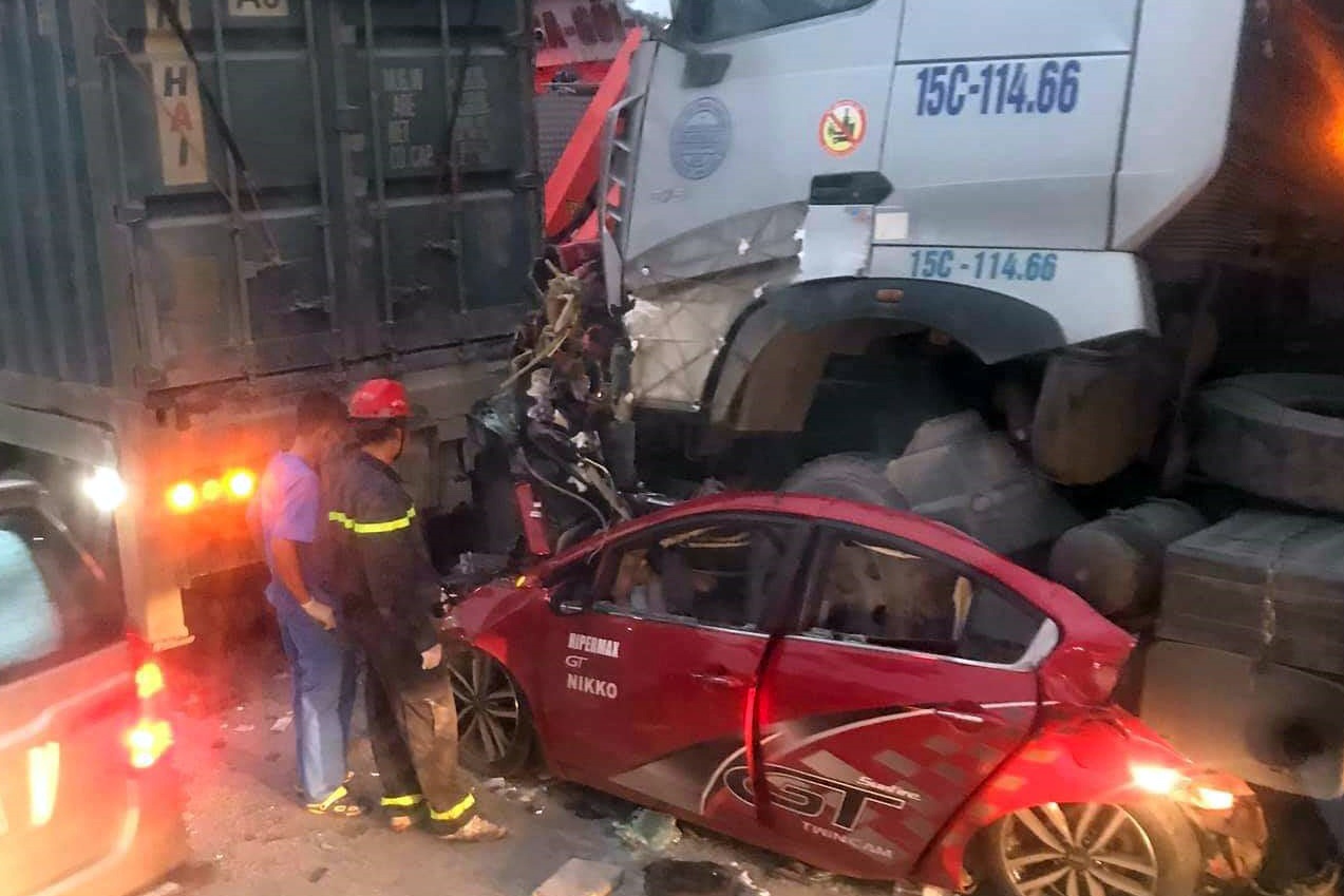 Gay tai nan lam chet 3 nguoi, tai xe xe dau keo linh 9 nam tu hinh anh