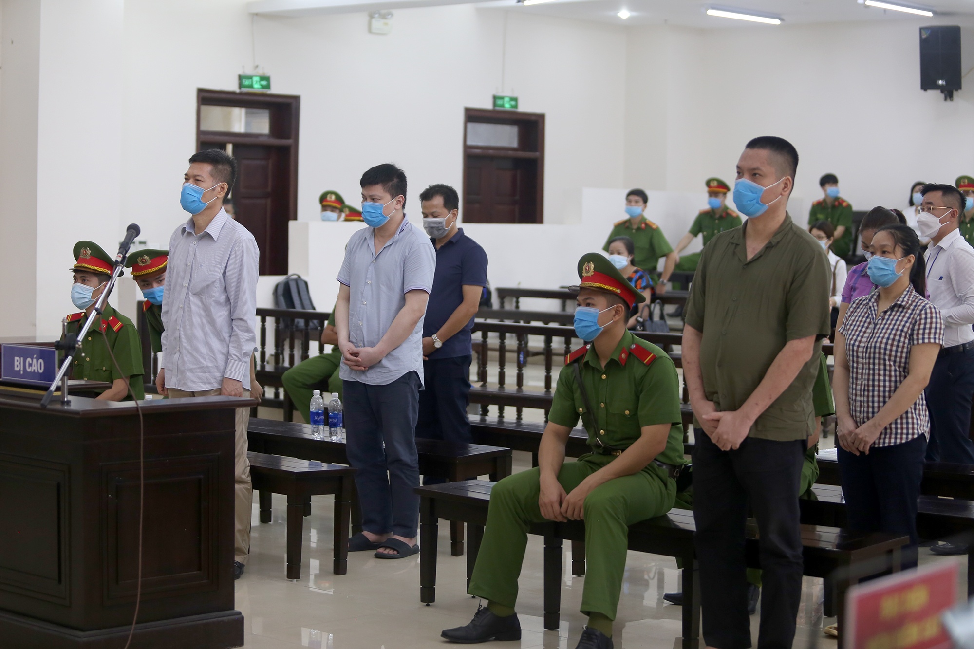 Tuyen an Giam doc CDC Ha Noi anh 2