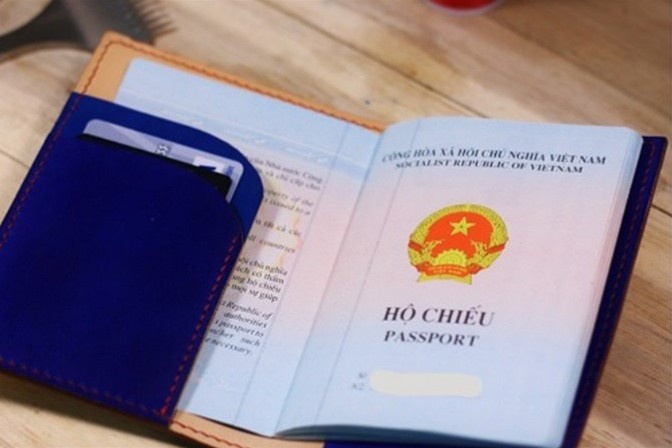 Can chuan bi gi khi xin cap ho chieu gan chip? hinh anh
