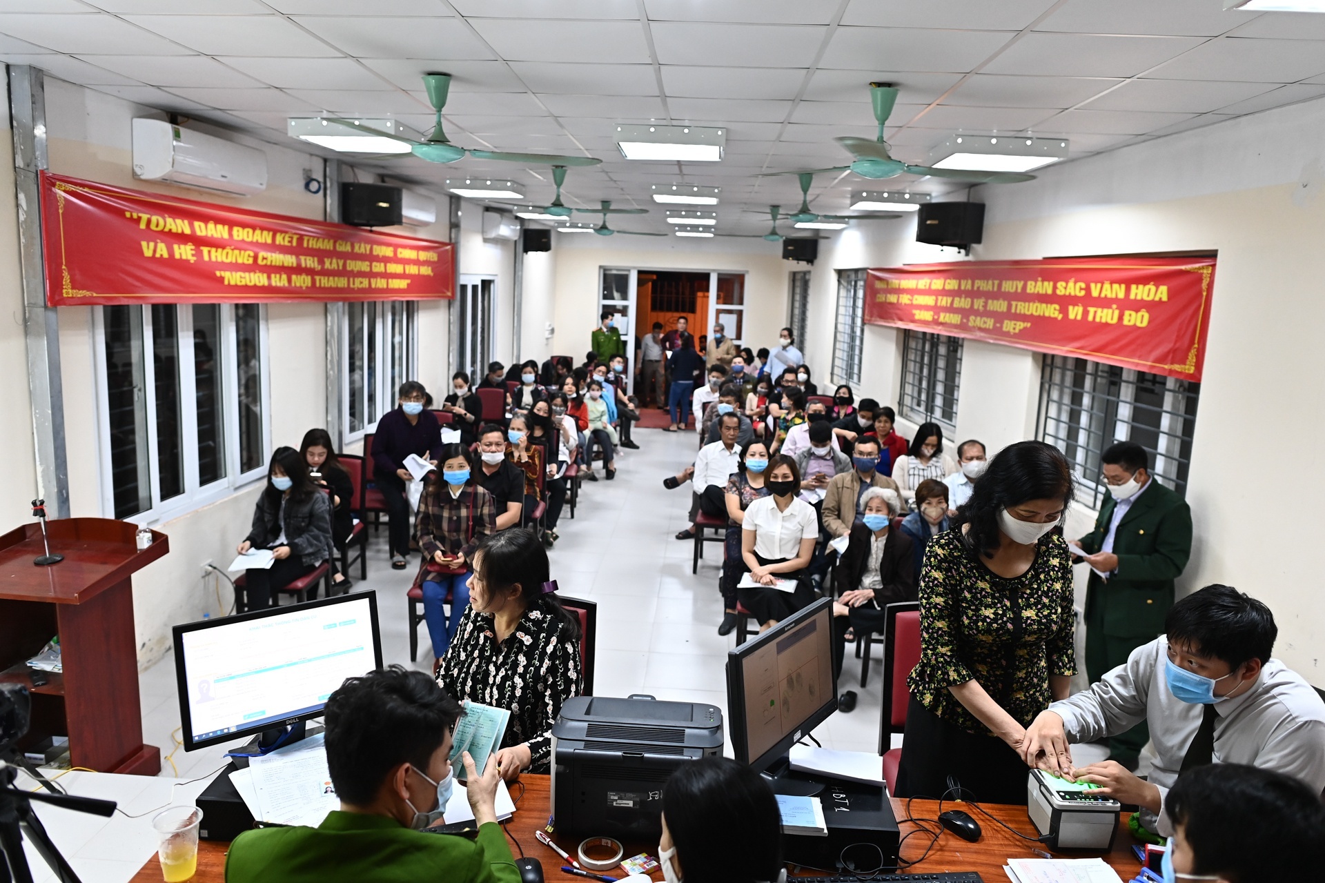 Liên thông dữ liệu dân cư để chống dịch ảnh 2 Lien thong du lieu dan cu de chong dich anh 2