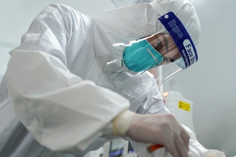 F0 nao duoc dieu tri tai nha? hinh anh