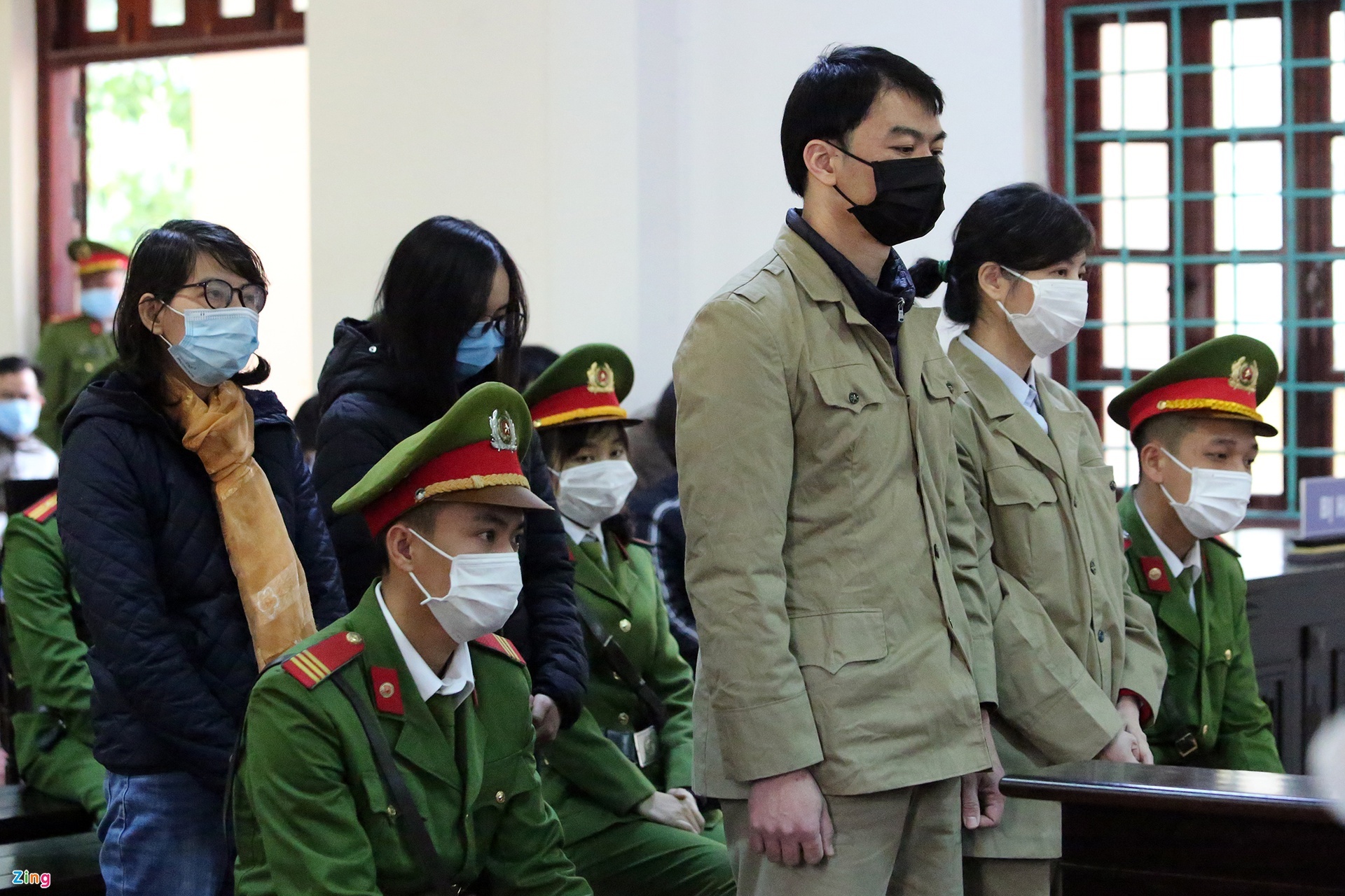 Thanh tra Bo Xay dung voi tien anh 1