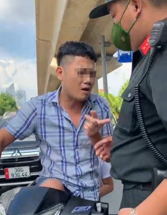 Tai xe khong deo khau trang anh 1