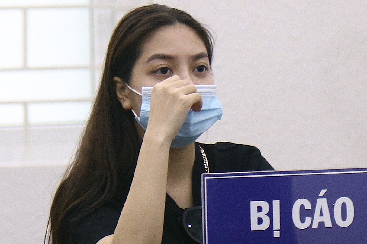 Nguoi moi gioi cho HLV the hinh ban dam khong duoc giam an hinh anh