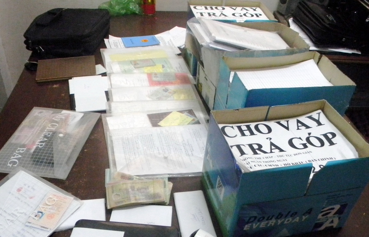 Cho vay lai nang anh 1