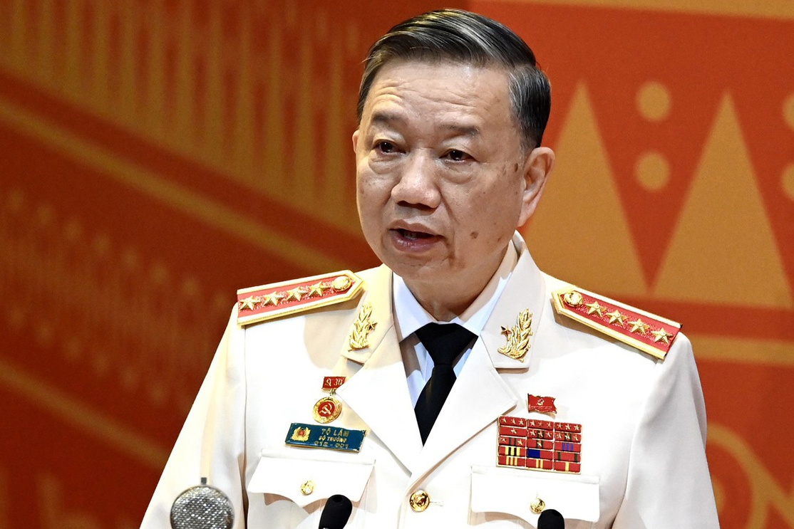 Toi pham loi dung mang xa hoi de buon ma tuy trong dai dich hinh anh