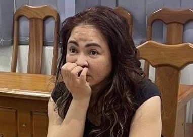 Ba Nguyen Phuong Hang doi dien voi khung hinh phat nao? hinh anh